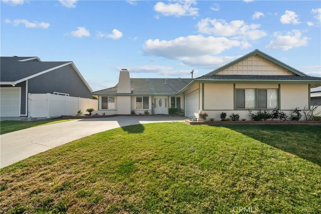 27939 Honeycomb, Saugus, CA 91350 - #1