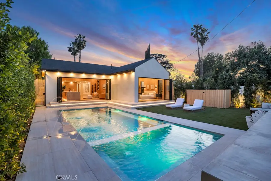 11107 Kling Street, North Hollywood, CA 91602 - #2