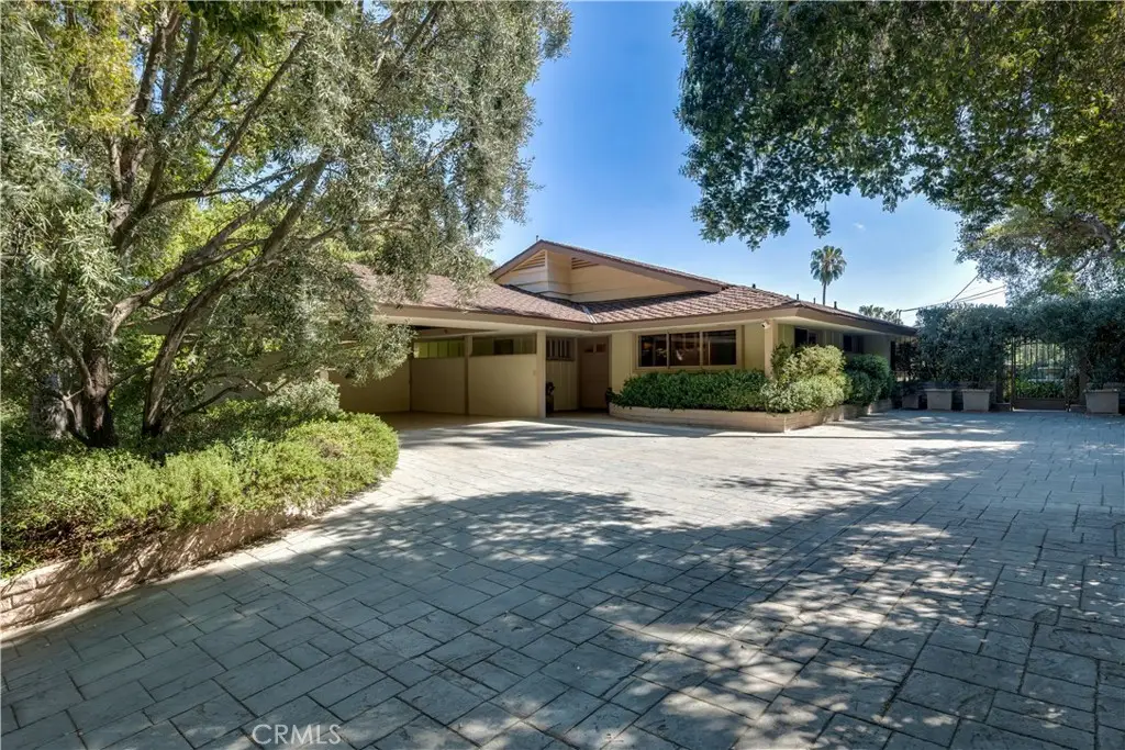 16700 Bosque Drive, Encino, CA 91436 - #1