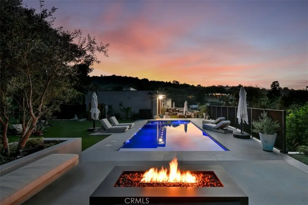 14753 Round Valley, Sherman Oaks, CA 91403 - #1