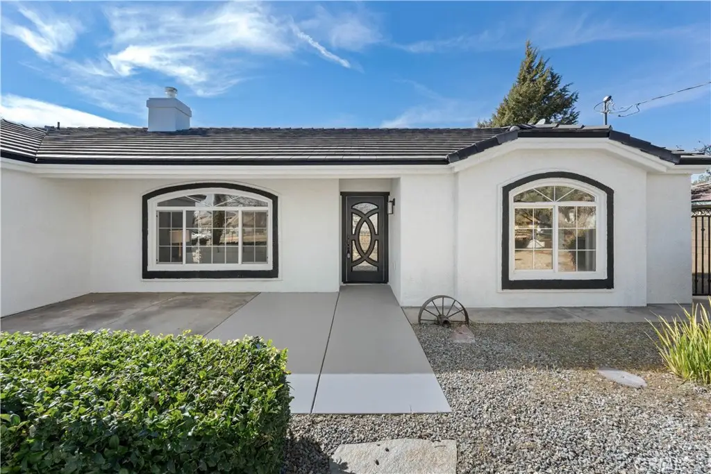 7090 Kenyon Avenue, Hesperia, CA 92345 - #1