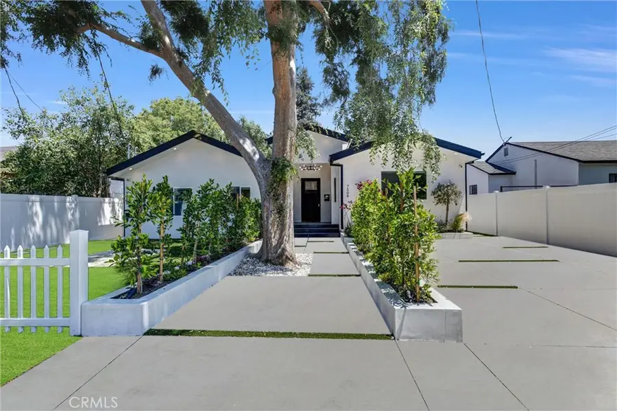 7508 Claire Avenue, Reseda, CA 91335 - #2