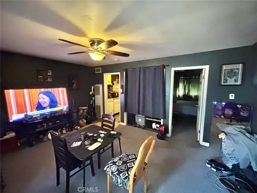 723 E 6th, Long Beach, CA 90802 - #2