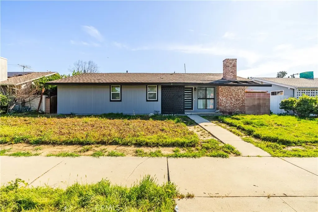 7702 De Soto, Canoga Park, CA 91304 - #1