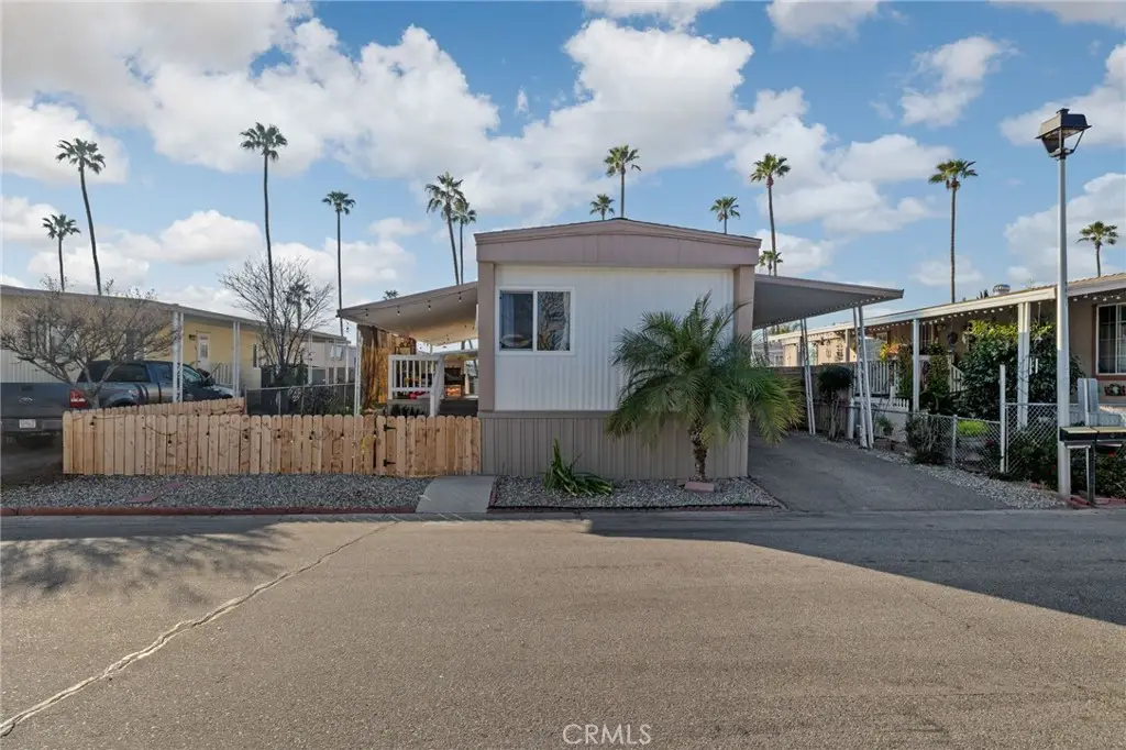 285 Florence Lane, Bakersfield, CA 93308 - #1