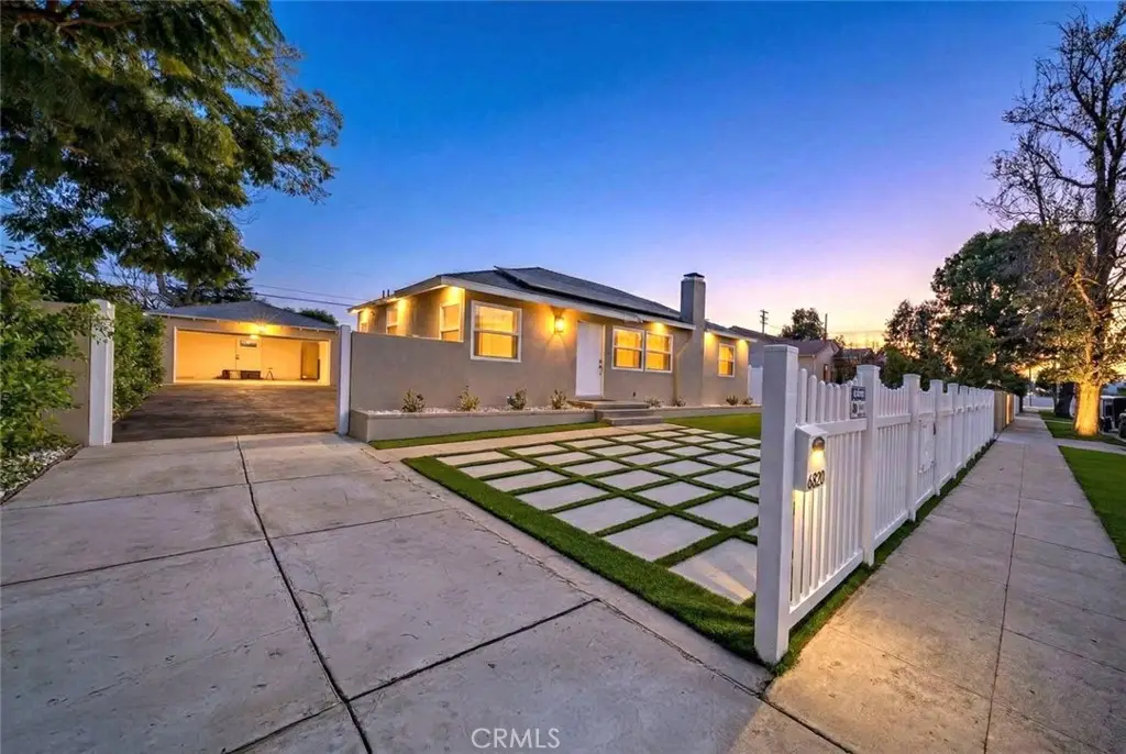 6820 Jellico Avenue, Lake Balboa, CA 91406 - #1