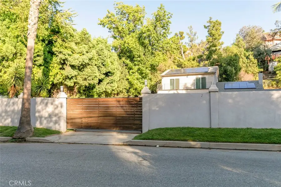 9620 Wheatland Avenue, Shadow Hills, CA 91040 - #3