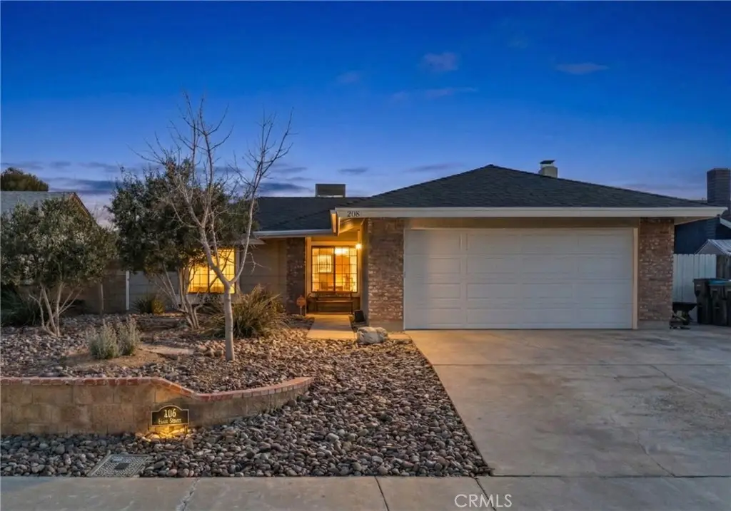 2116 Edam, Lancaster, CA 93536 - #1