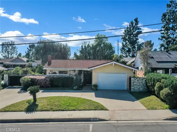 12289 Woodley, Granada Hills, CA 91344