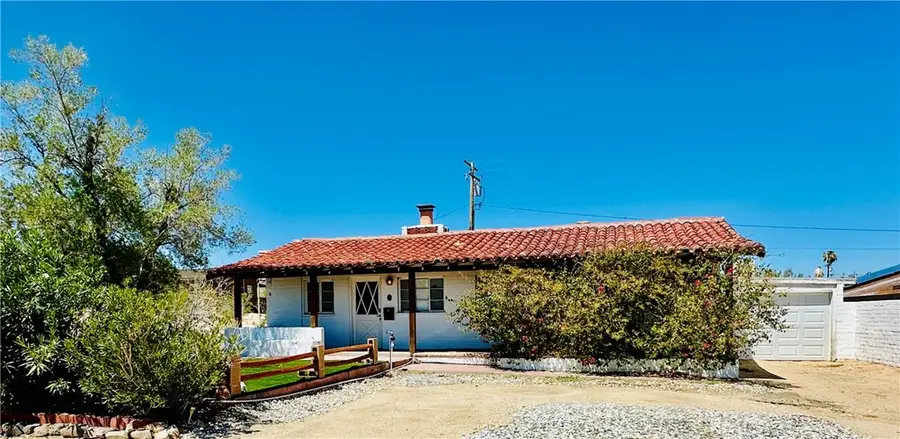 6274 Baileya Avenue, Twentynine Palms, CA 92277 - #2
