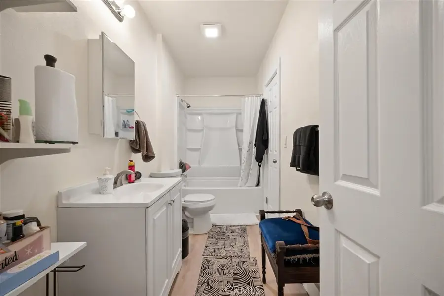 1758 S New England Street, Los Angeles, CA 90006 - #3