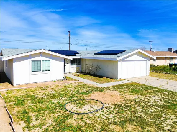 9007 Columbine, California City, CA 93505