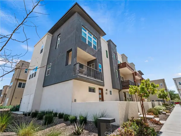 27013 Hummingbird Lane, Valencia, CA 91381