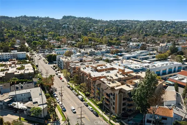 4301 Fulton Avenue #205, Sherman Oaks, CA 91423