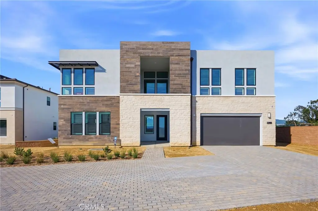 22801 Seaqua Circle, Chatsworth, CA 91311 - #1