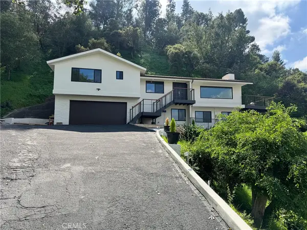 981 Glen Oaks, Pasadena, CA 91105