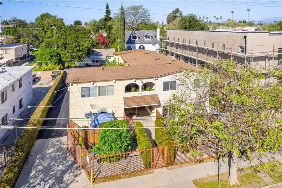 5923 Woodman Avenue, Valley Glen, CA 91401 - #3