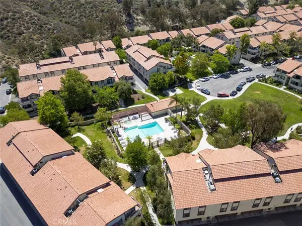 28031 Sarabande Lane #128, Canyon Country, CA 91387