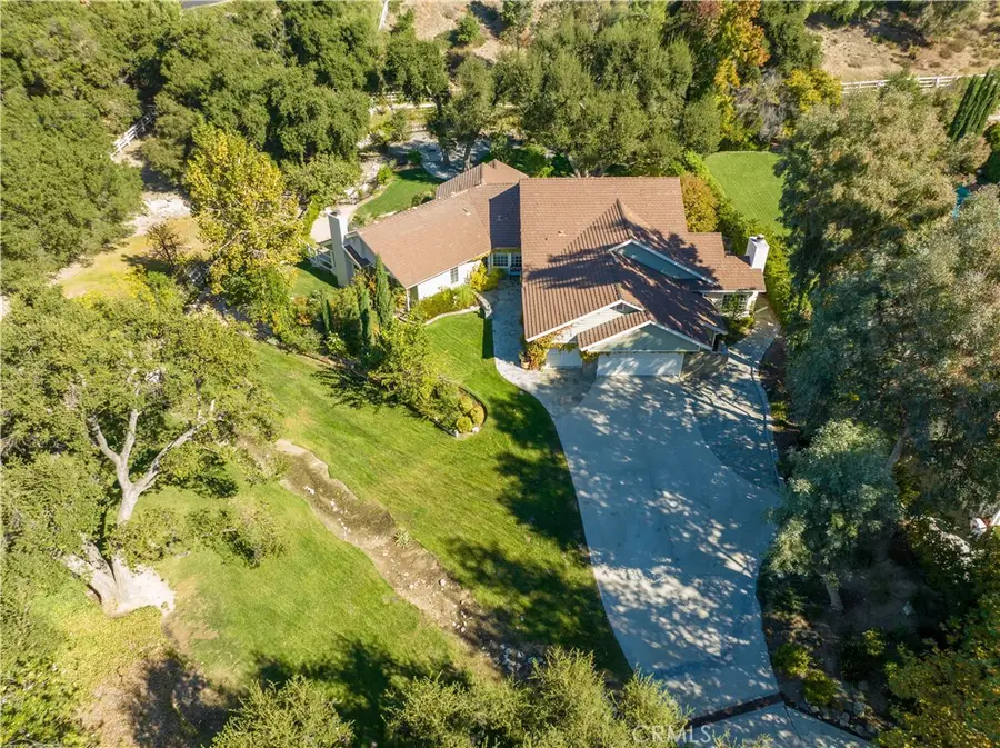 15533 Saddleback Drive, Canyon Country, CA 91387 - #3