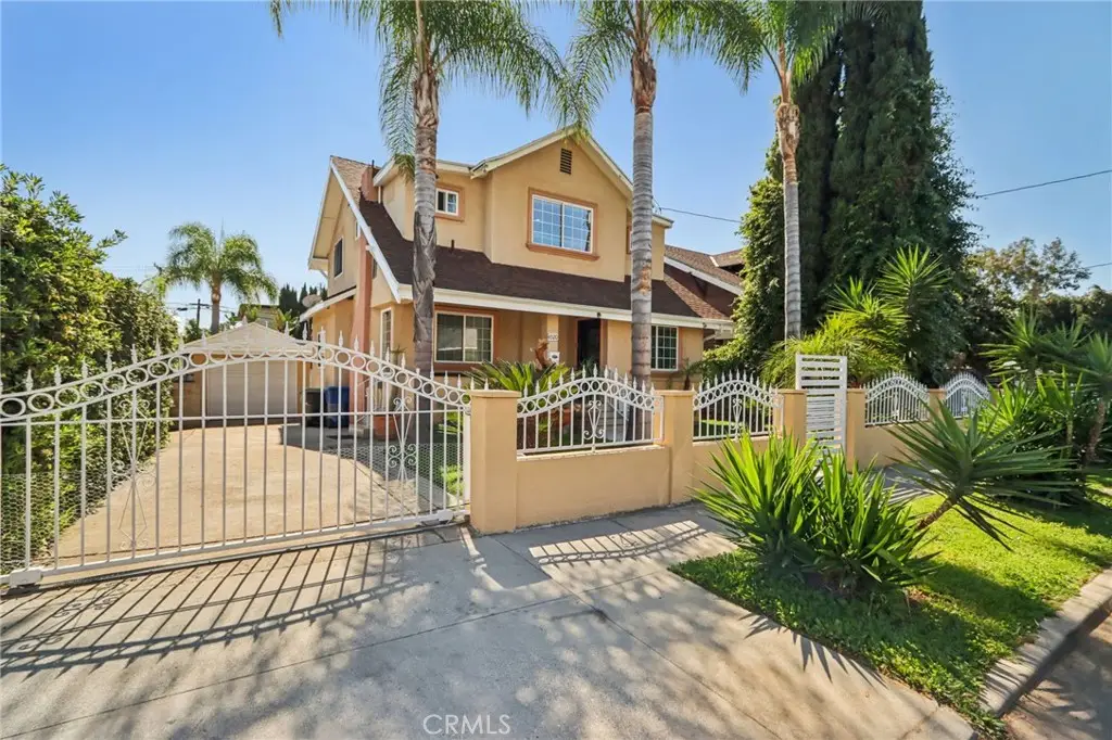 4520 Kingswell Avenue, Los Angeles, CA 90027 - #1