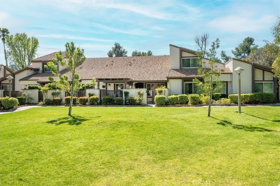 24785 Sand Wedge, Valencia, CA 91355 - #2