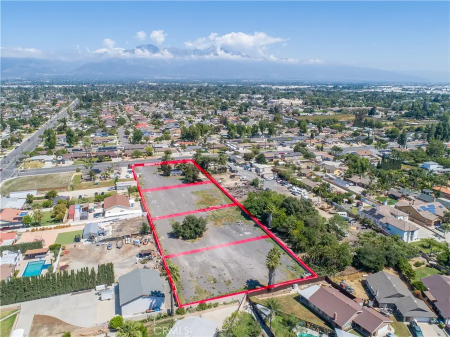527 W Philadelphia, Ontario, CA 91762 - #3