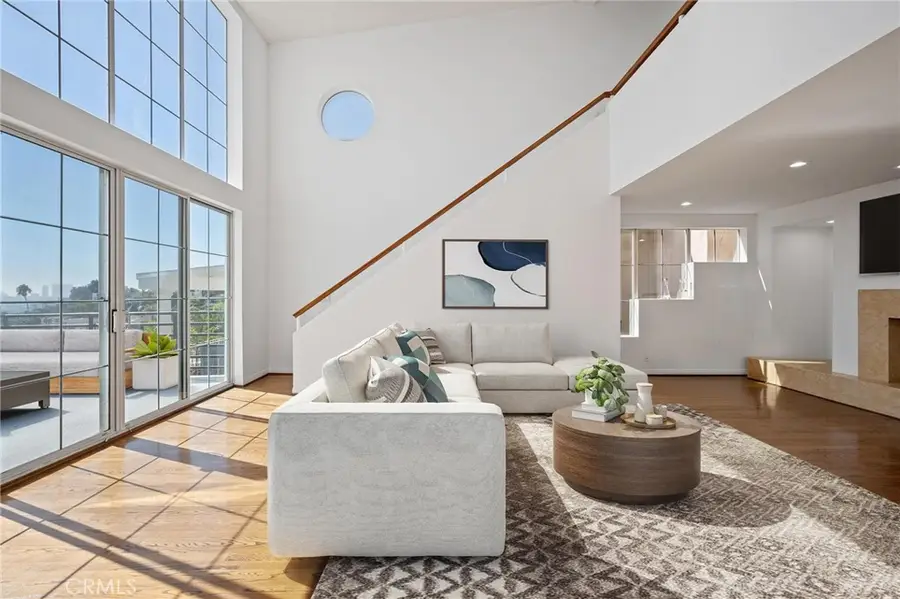 8246 Woodshill Trail, Los Angeles, CA 90069 - #2