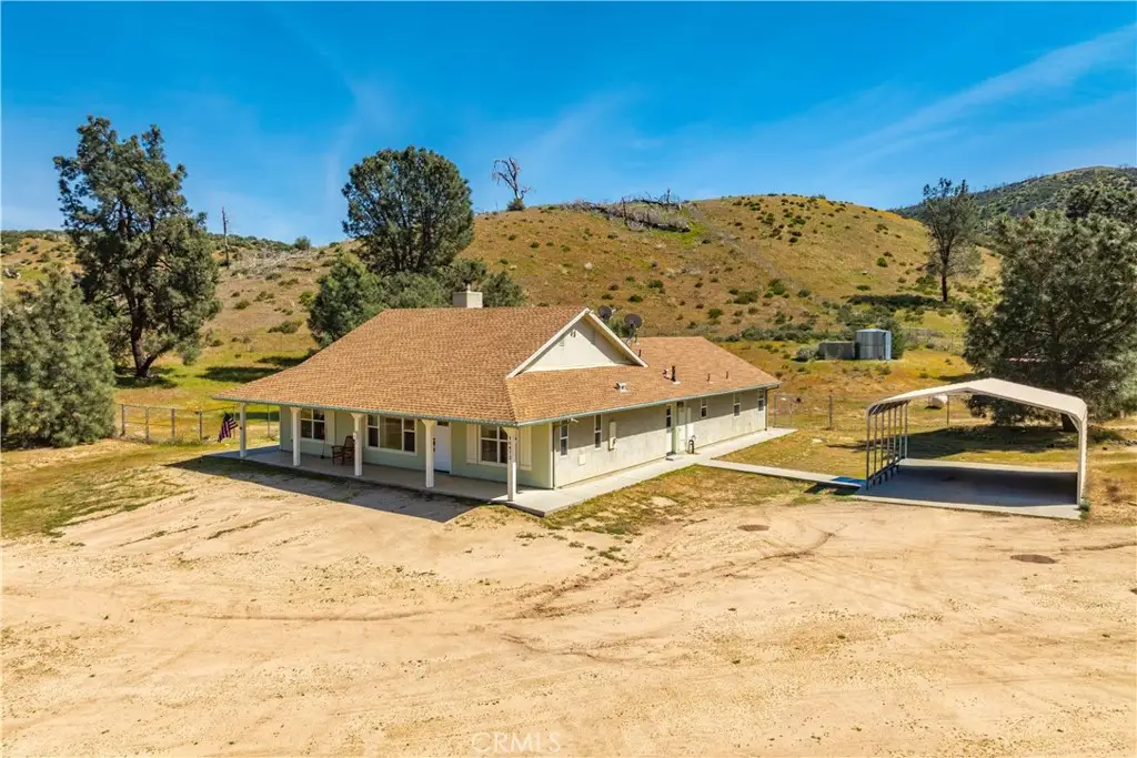 46472 Kings Canyon Rd, Lancaster, CA 93536 - #1