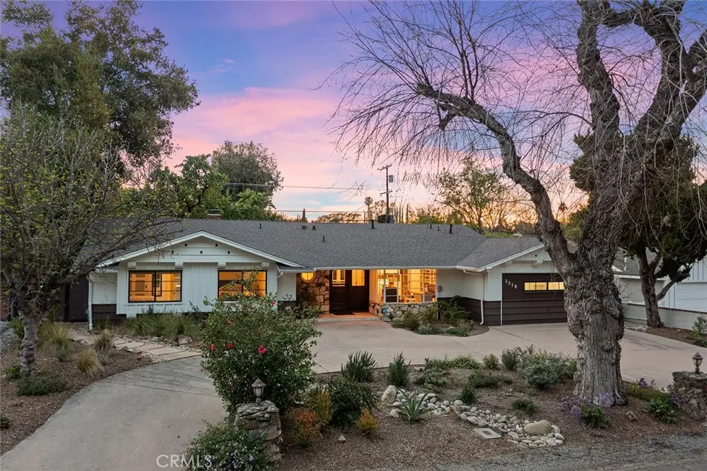 5319 Penfield Avenue, Woodland Hills, CA 91364 - #1