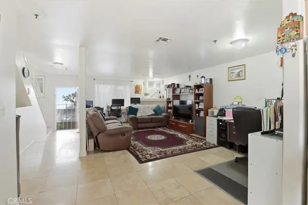 9146 Tobias Avenue #4, Panorama City, CA 91402
