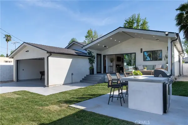 17469 Bullock Street, Encino, CA 91316