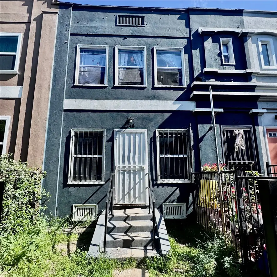 248 Columbia, Los Angeles, CA 90026 - #1