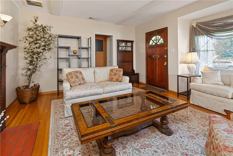 5544 Colbath, Sherman Oaks, CA 91401 - #3