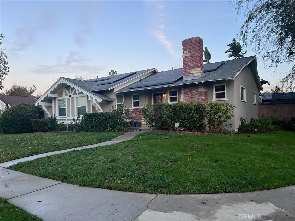 20933 Hemmingway Street, Canoga Park, CA 91304 - #1