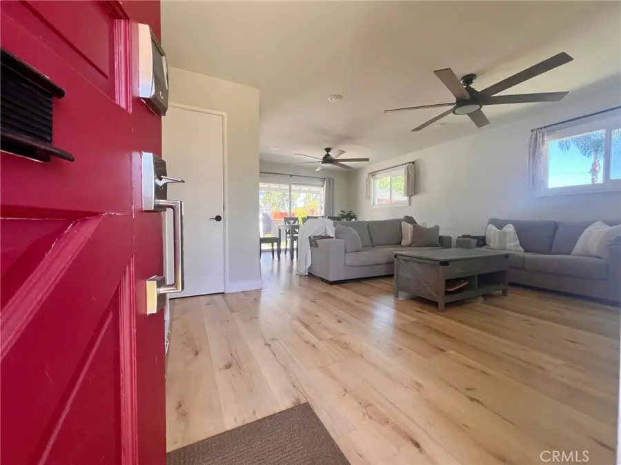 20933 Hemmingway Street, Canoga Park, CA 91304 - #3