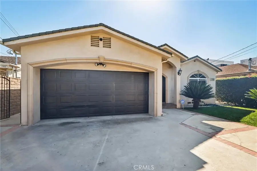 13816 Bessemer Street, Van Nuys, CA 91401 - #3