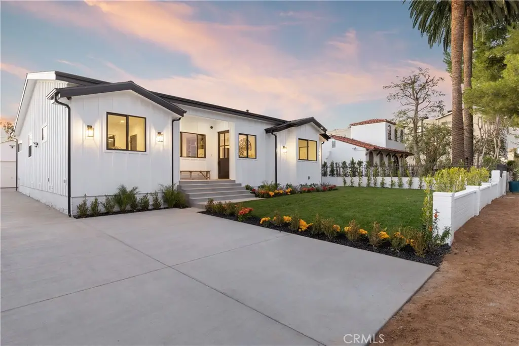 5537 Sunnyslope Avenue, Sherman Oaks, CA 91401 - #1