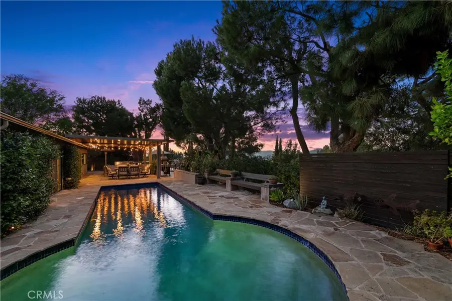 4556 Poe Avenue, Woodland Hills, CA 91364 - #2