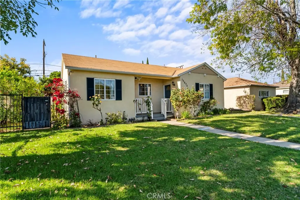 13675 Rayen Street, Arleta, CA 91331 - #1