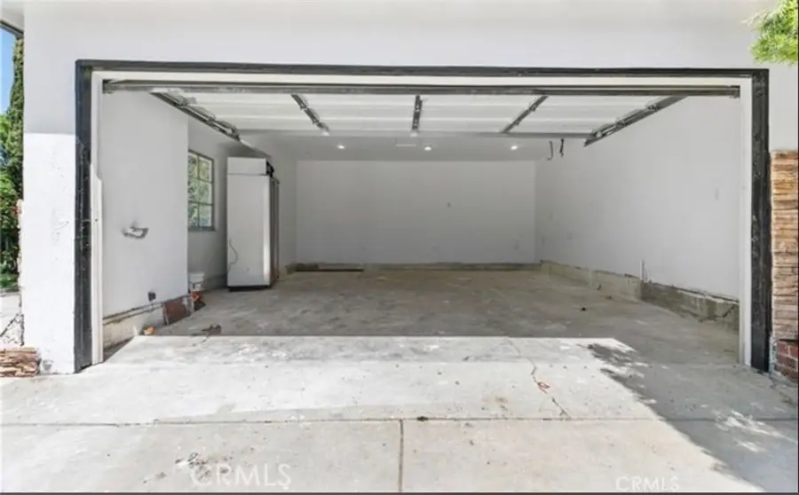 6454 Baird, Reseda, CA 91335 - #3