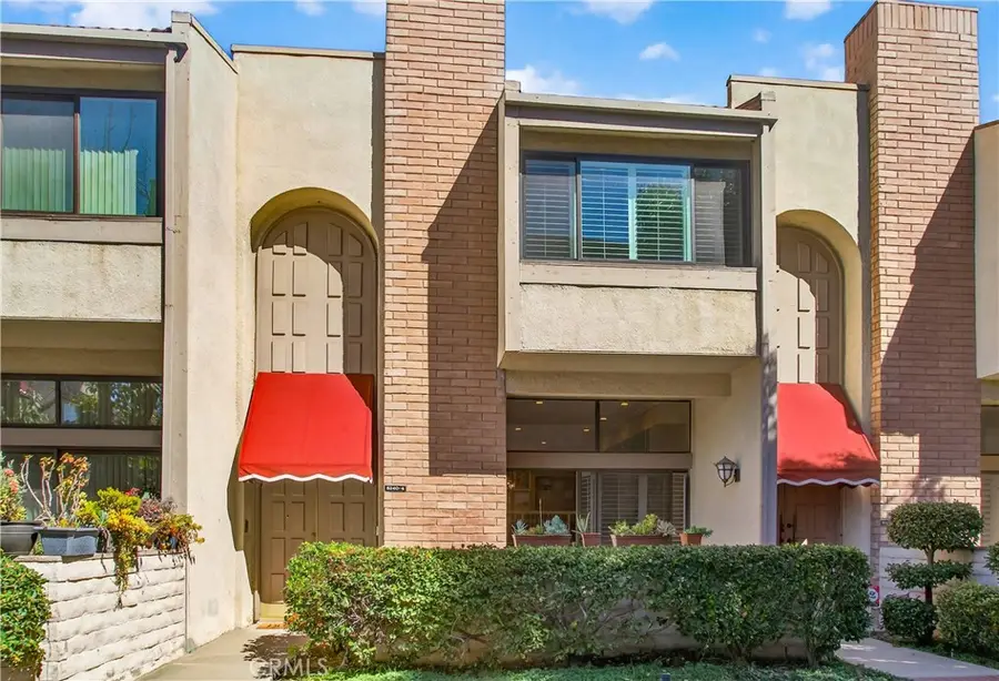 5240 Yarmouth #4, Encino, CA 91316 - #2