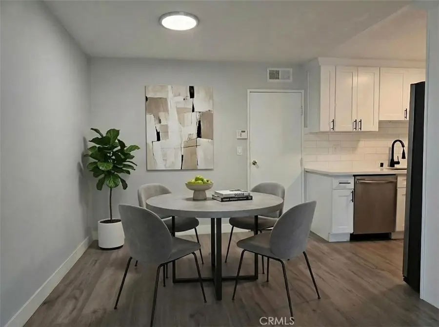 9525 Sylmar Avenue #2, Panorama City, CA 91402 - #3