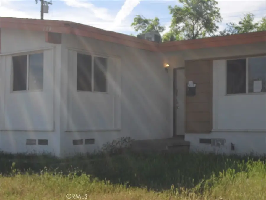 724 W Avenue H10, Lancaster, CA 93534 - #3