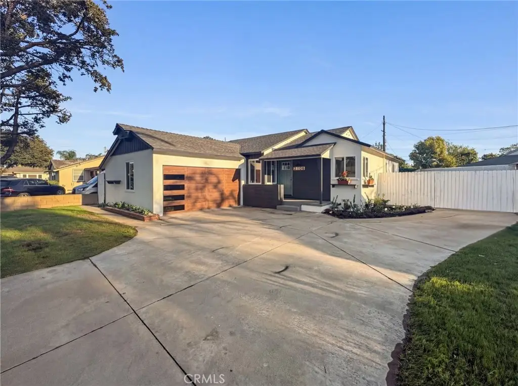 2106 W Cerritos, Anaheim, CA 92804 - #1