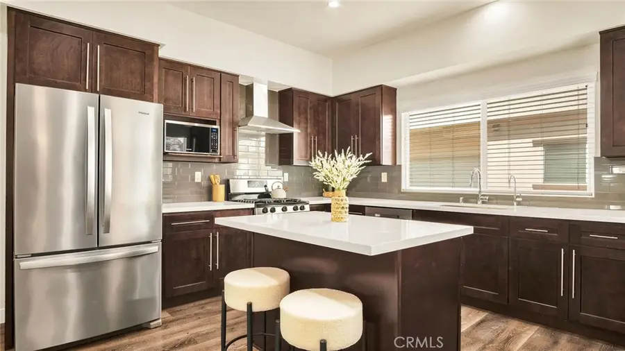 9237 Wakefield Avenue #11, Panorama City, CA 91402 - #2