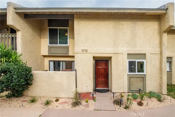 20807 Roscoe Boulevard #12, Winnetka, CA 91306