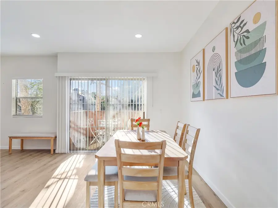 7320 Balboa Boulevard, Lake Balboa, CA 91406 - #2