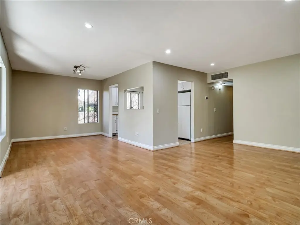 18350 Hatteras #123, Tarzana, CA 91356 - #1