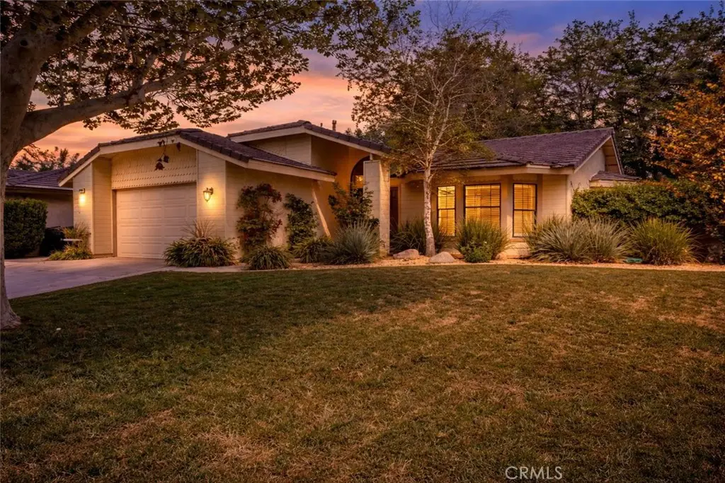 44306 Ruthron Avenue, Lancaster, CA 93536 - #1