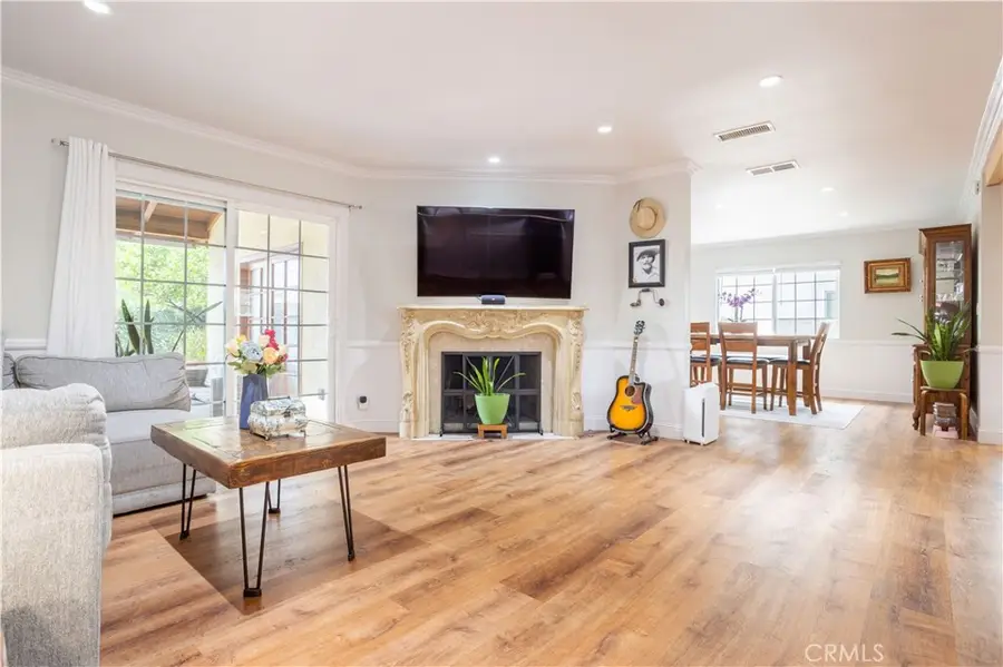 18900 Vincennes St, Northridge, CA 91324 - #3